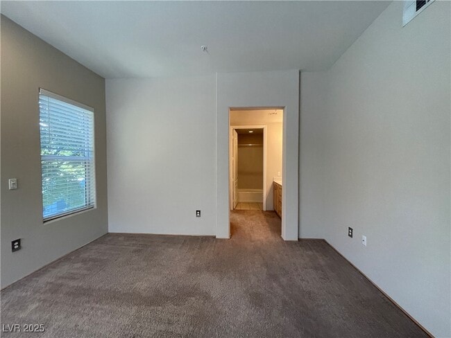 Building Photo - 68 E Serene Ave