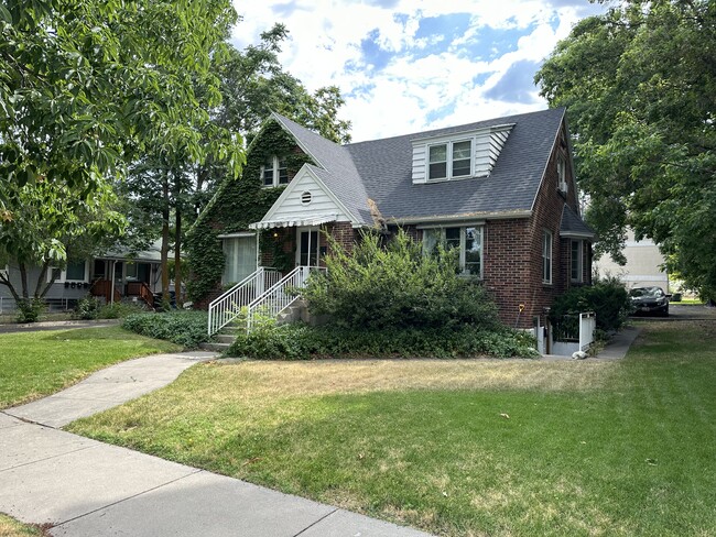 Primary Photo - Brick House Duplex