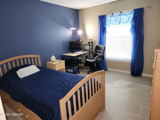 Building Photo - 260 Bayberry Lakes Blvd