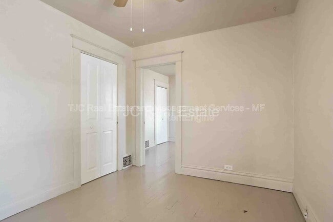 Building Photo - 470 S Lincoln St