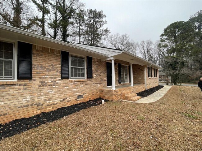Building Photo - 2902 Highbrook Ct