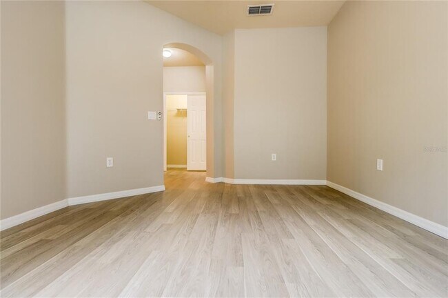Building Photo - 20109 Indian Rosewood Dr