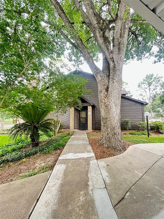 Building Photo - 12755 Mill Ridge Dr