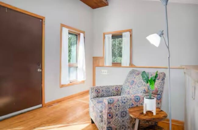 Building Photo - Beautiful, secluded 3 bedroom home for rent