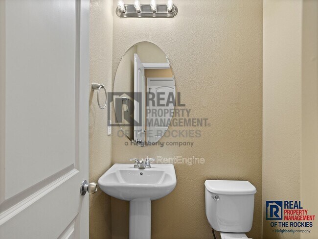 Building Photo - 1620 Kelmsley Ct