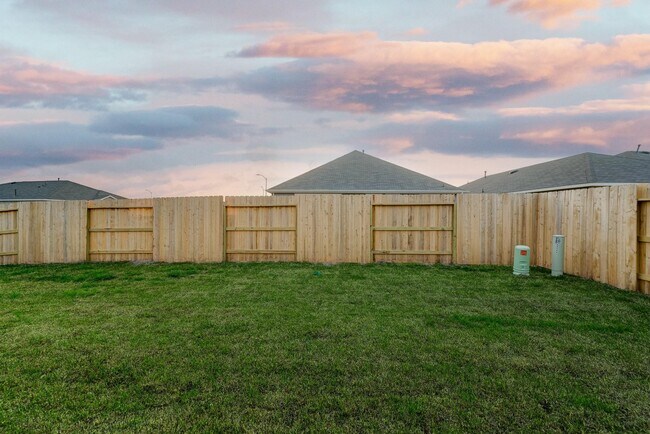 Building Photo - 2034 Domeniko Dr