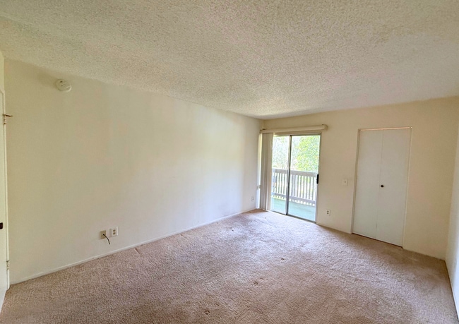 Building Photo - 6416 Friars Rd