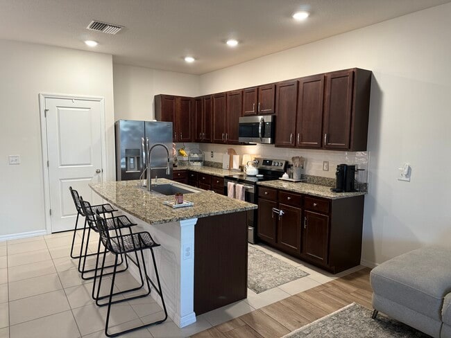 Building Photo - 2707 Suncoast Blend Dr