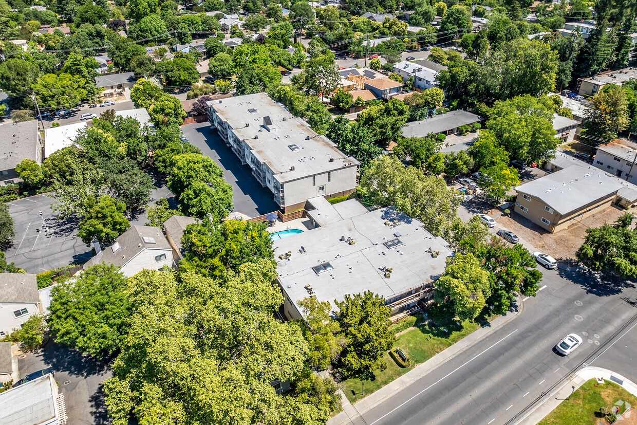 Viking Apartments - 801 D St Davis CA 95616 | Apartment Finder