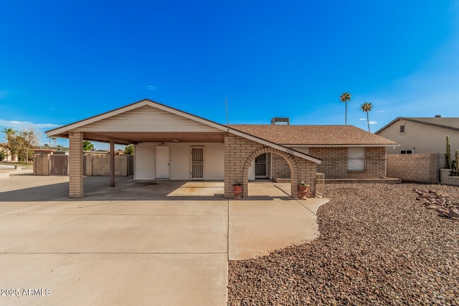 Primary Photo - 5505 W Sunnyslope Ln
