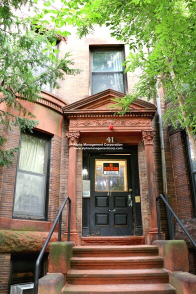 Primary Photo - 41 Bay State Rd