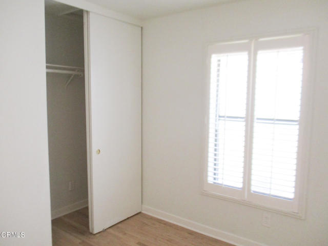 Building Photo - 965 E Del Mar Blvd