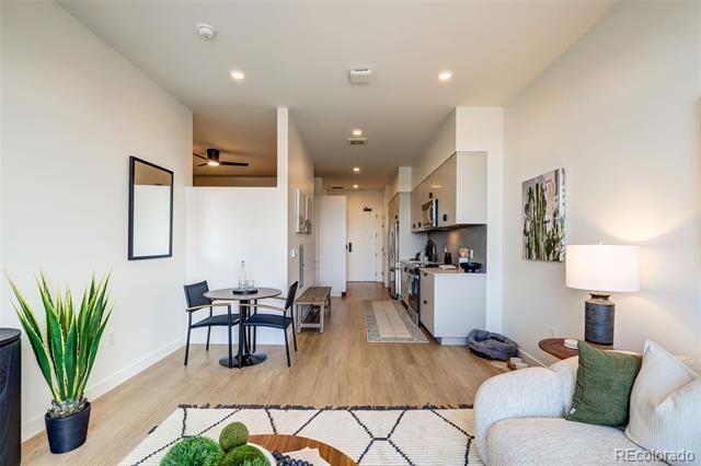 Building Photo - 1521 Hooker St