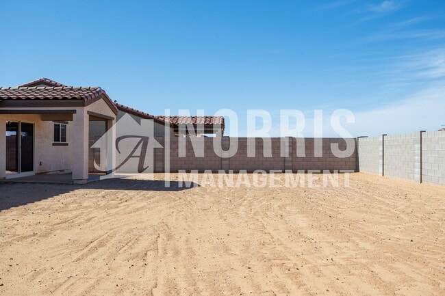 Building Photo - Brand New Beautiful Home