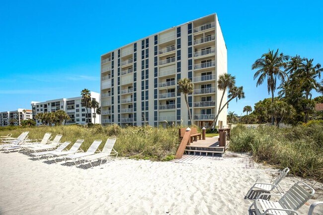 Building Photo - 4485 Gulf of Mexico Dr