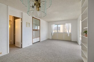 Building Photo - Ala Wai Cove, Studio, 1 bath Condo with one full-size assigned parking stall.