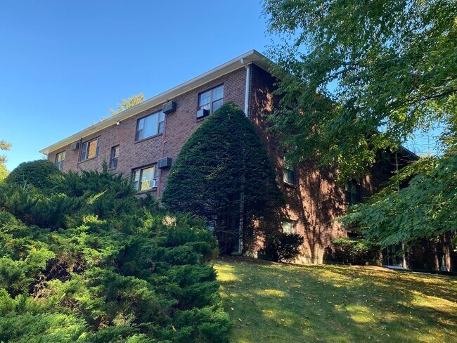 Building Photo - 35 Swanson Ct