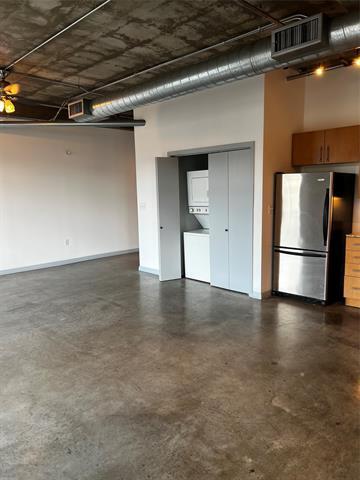 Building Photo - 1001 Belleview St
