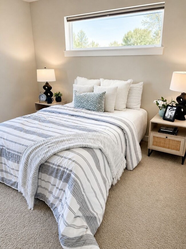 Building Photo - 3bd/2ba Lynnwood Townhome