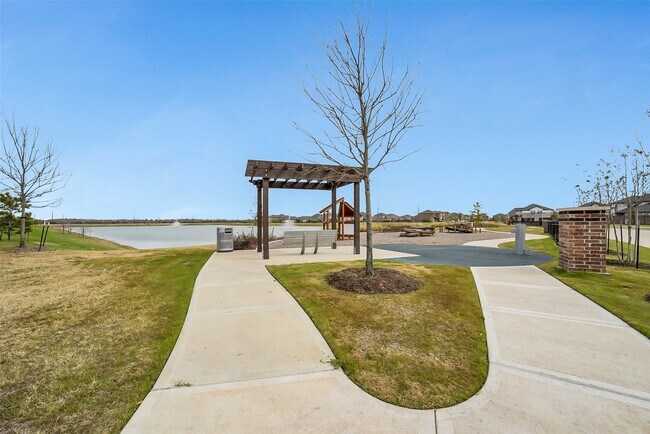 Building Photo - 1309 Tan Gable Ln