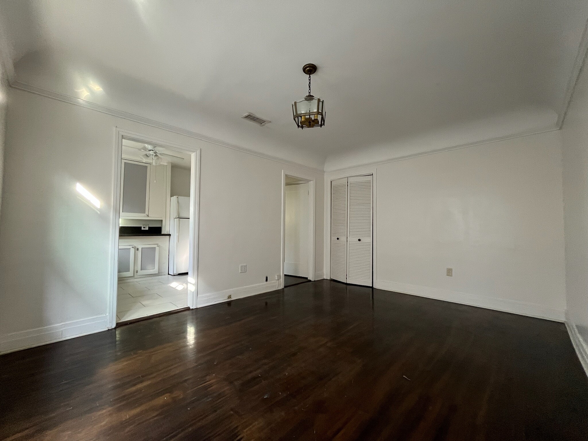 Building Photo - 2323 Las Colinas Ave