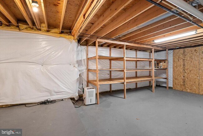 Building Photo - 3 Sewall Ct