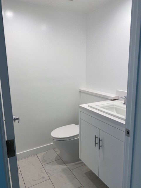 Half Bath - 1321 9th St