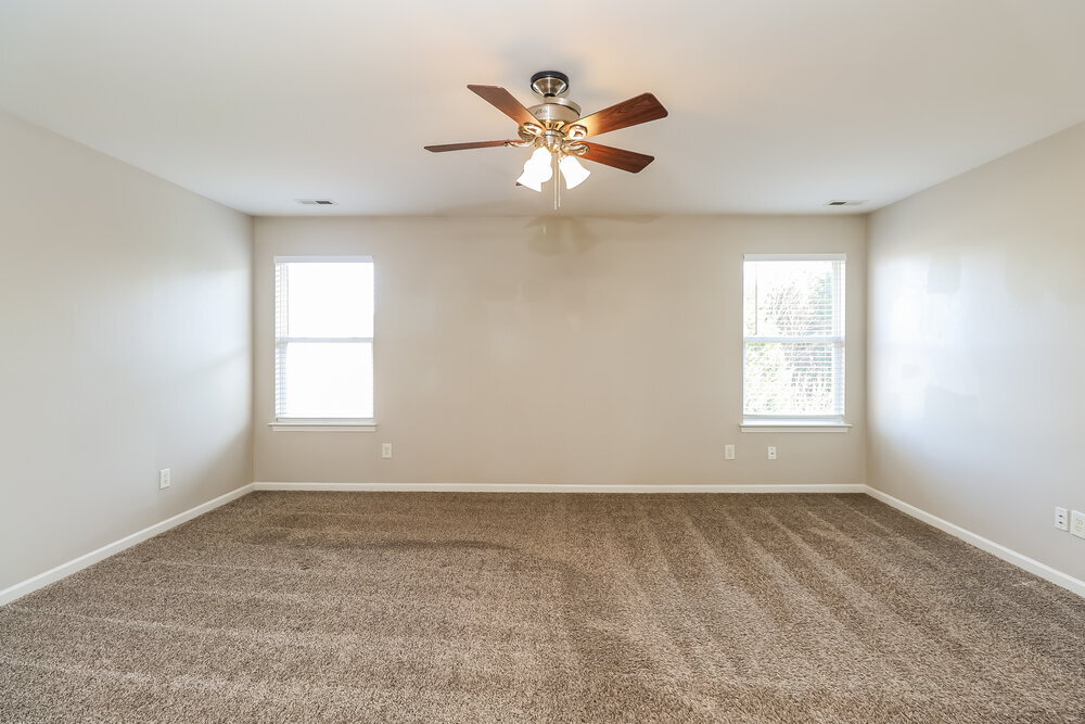 Building Photo - 8504 Old Potters Rd