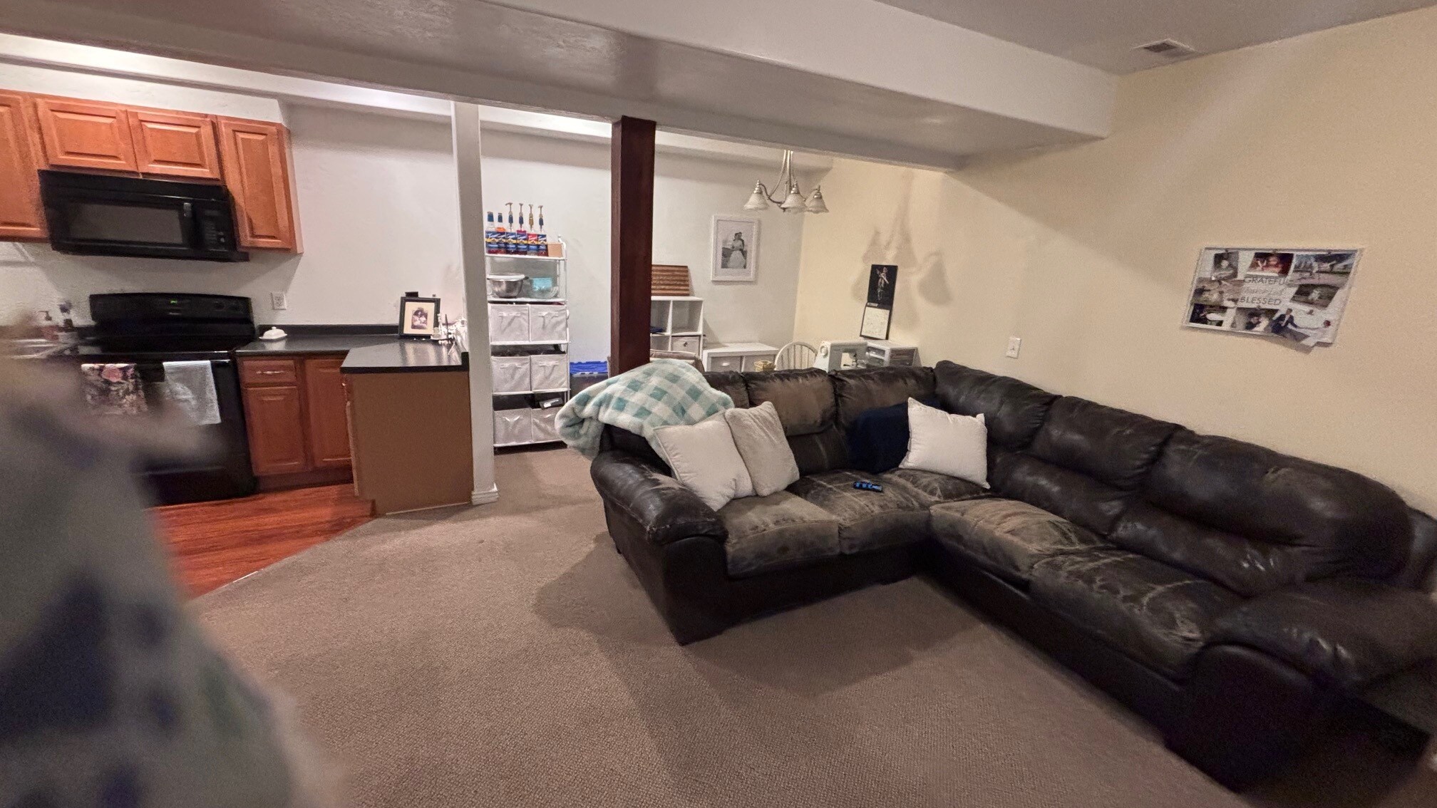 Building Photo - 1410 Canyon Dr