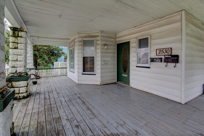 Building Photo - 2530 7th Ave