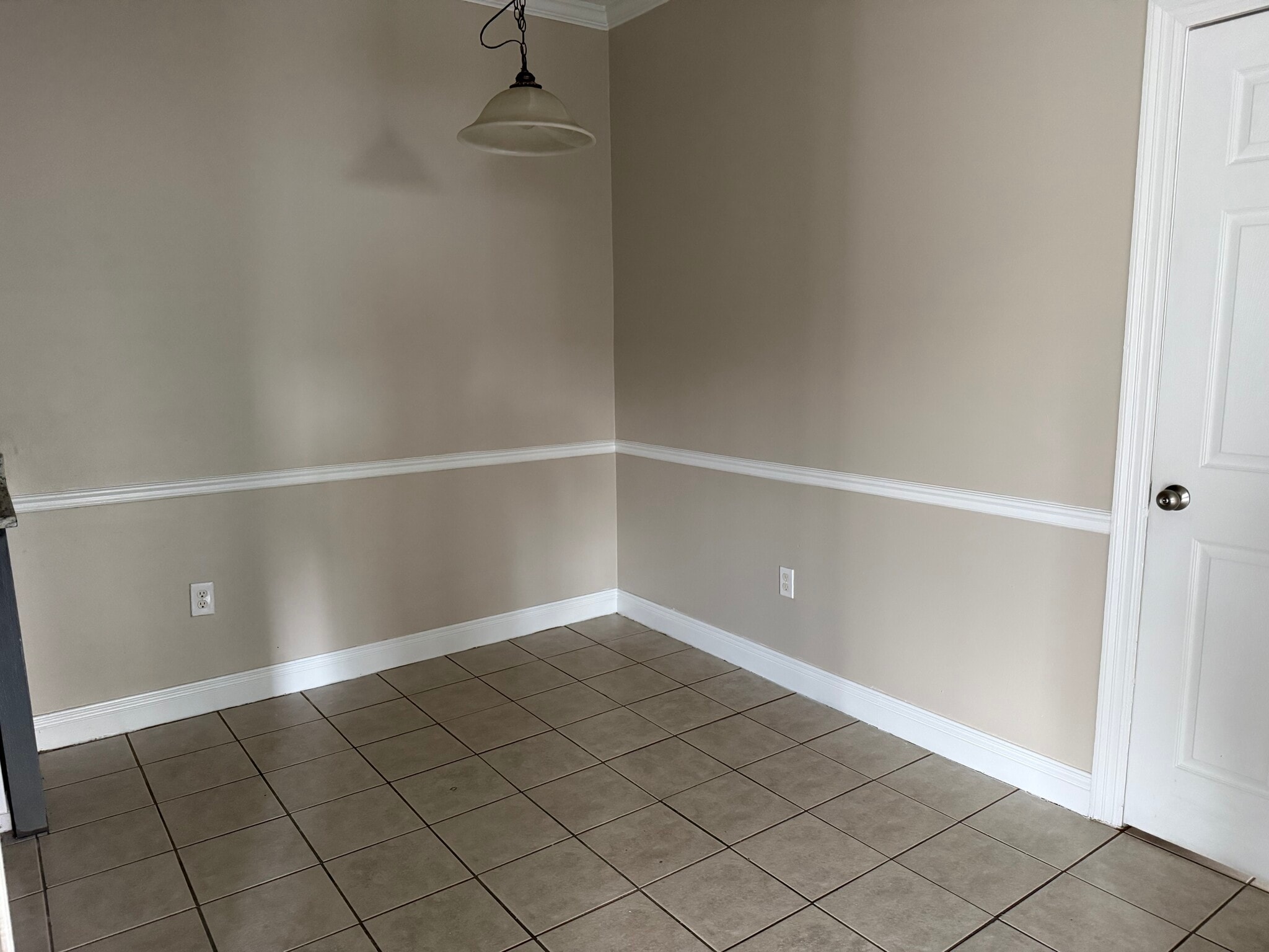 Building Photo - 8023 Bayou Fountain Ave