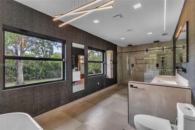 Building Photo - 13540 SW 98th Ct