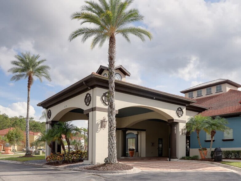 Building Photo - 230 Ballo Dr