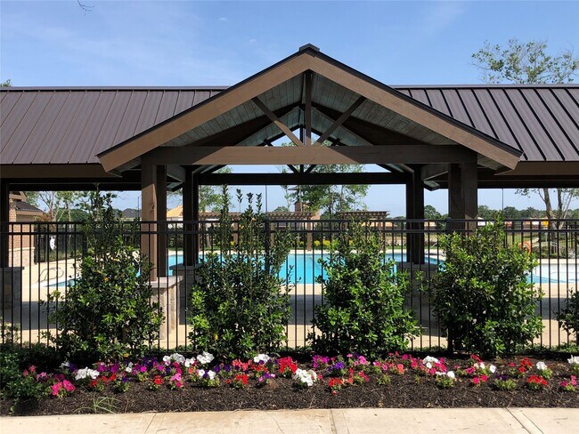 Building Photo - 8319 Divot Trce