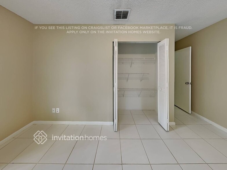 Building Photo - 9152 Southern Orchard Rd N