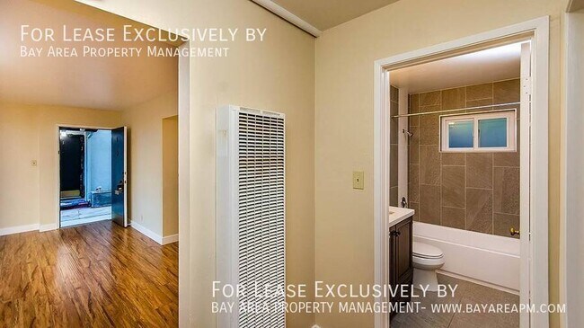 Building Photo - 129 Lorton Ave