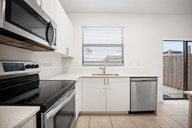 Building Photo - 11804 SW 247th Ter