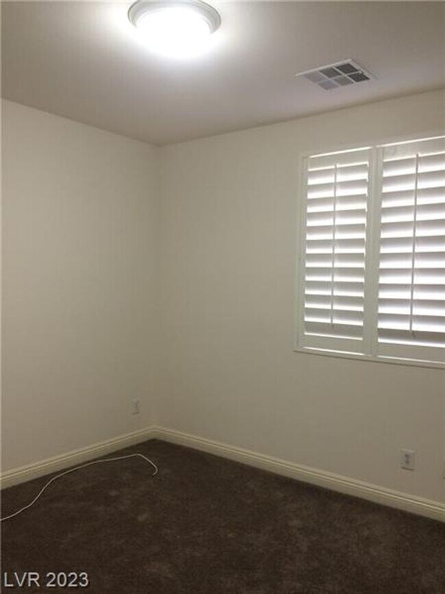 Building Photo - 1230 Calcione Dr