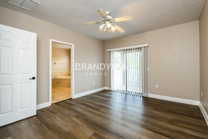 Building Photo - 1208 La Fortuna Blvd