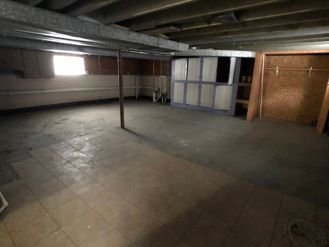 Building Photo - 3217 Ann St