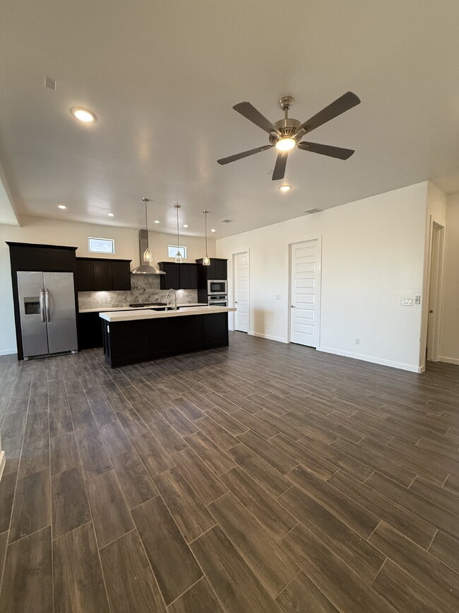 Building Photo - 13389 Carterton Ave