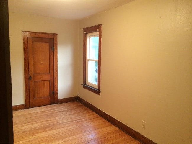 Building Photo - 228 9th Ave