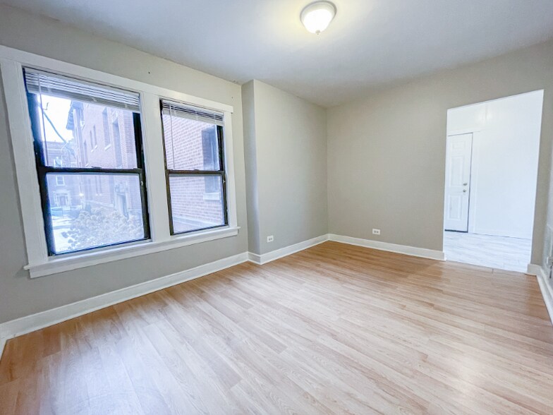 Building Photo - 2627 N Spaulding Ave