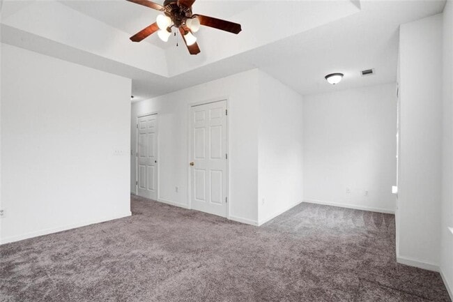 Building Photo - 5497 Festival Ave