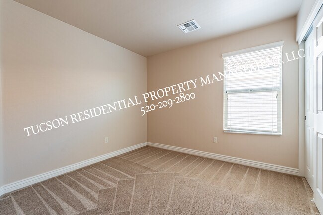 Building Photo - 6678 S Stone Fly Dr