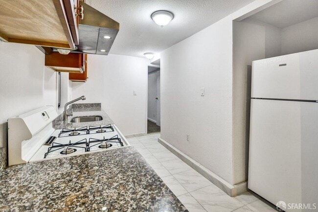 Building Photo - 3050 California St