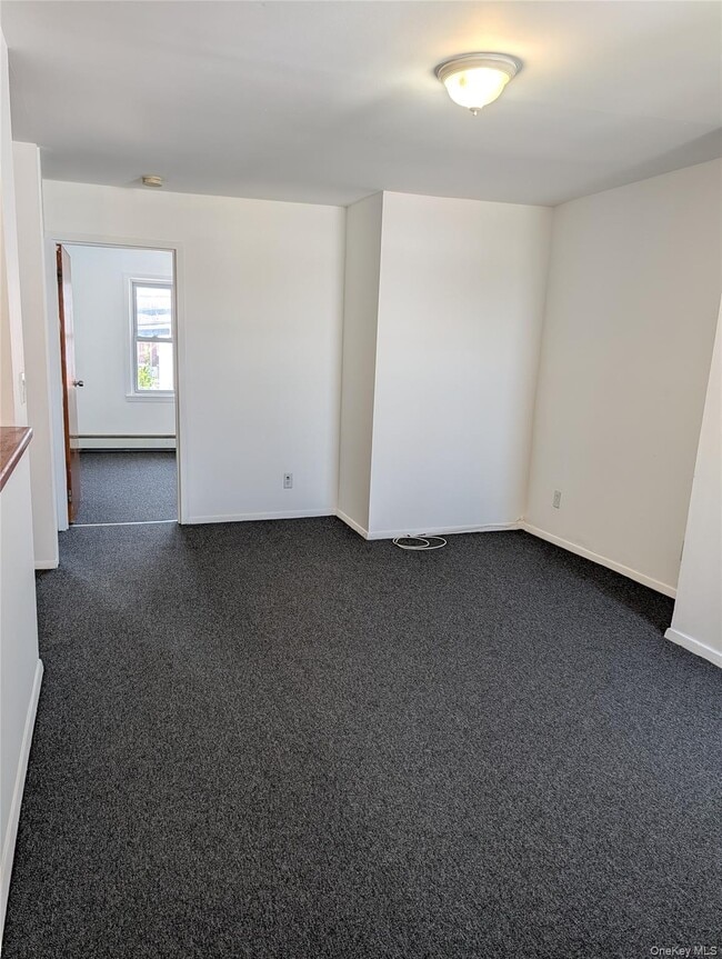 Building Photo - 53-52-83 72nd Pl