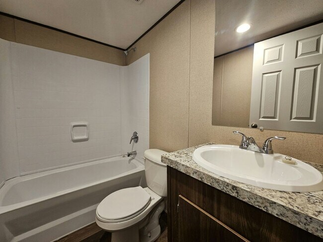 Building Photo - 1078 Myakka Dr