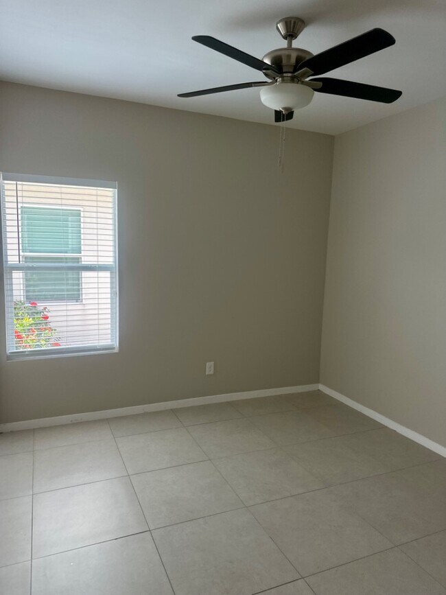 Building Photo - 3008 Sabercat Ave