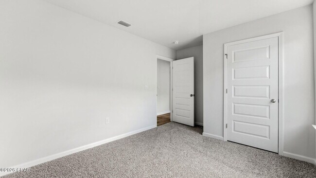 Building Photo - 6465 Slabinski Ln